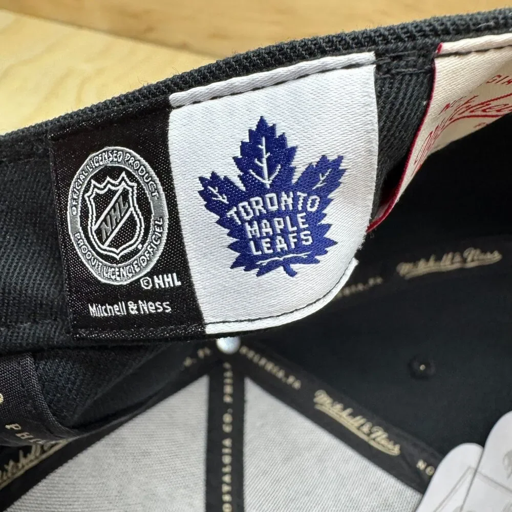NEW Toronto Maple Leafs Mitchell Ness Liberty Fitted Hat Cap Black White 7 1/4